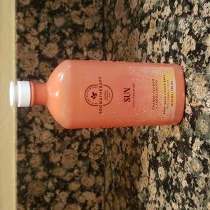 BBW Aromatherapy SUN soul radiating body wash + foam bath